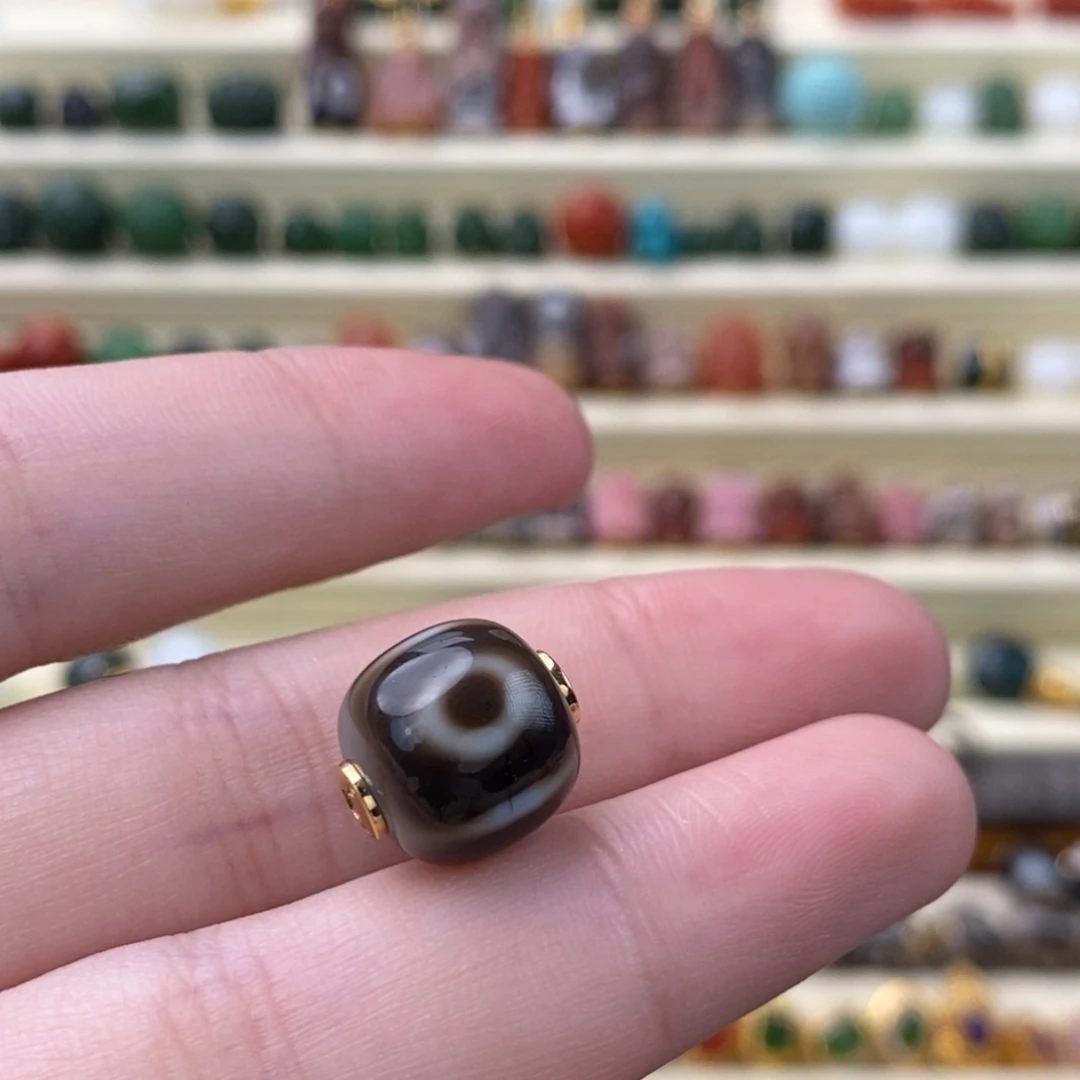 玛瑙/玉髓18K金镶嵌颈饰