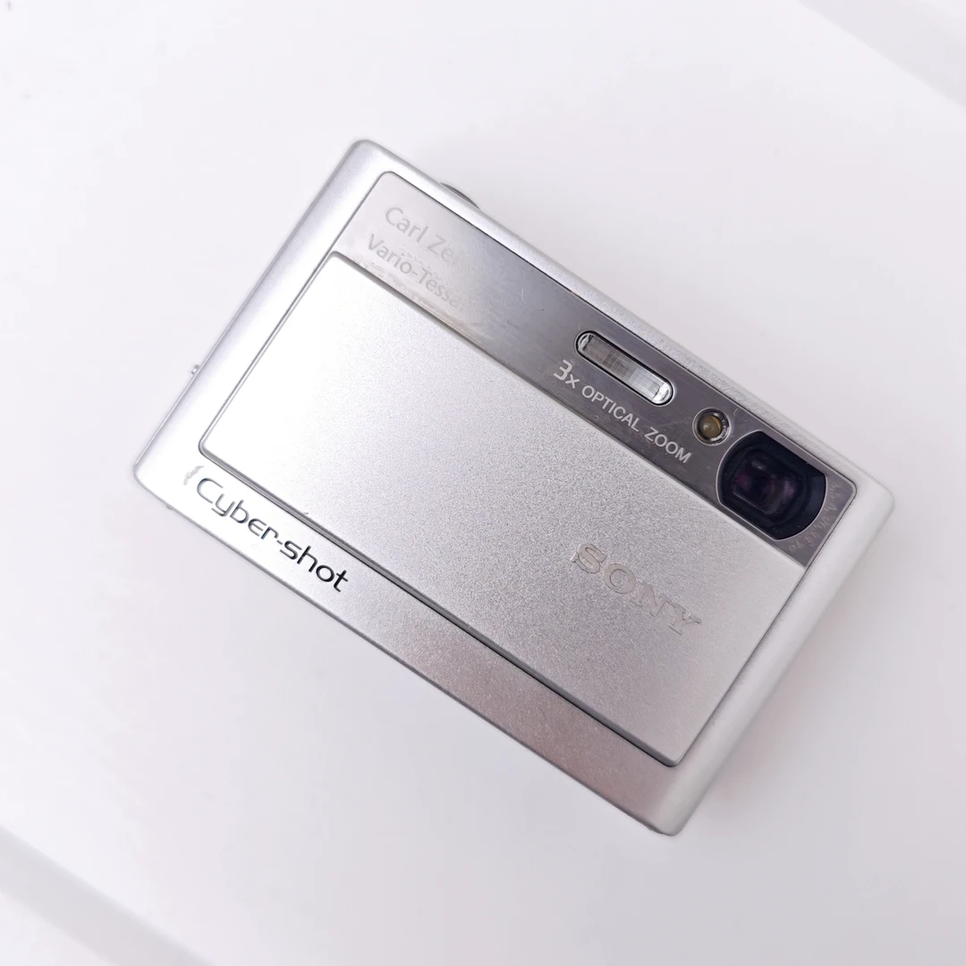 9新 Sony/索尼 t20 银色 复古浓郁暖调 820万像素自备读卡器