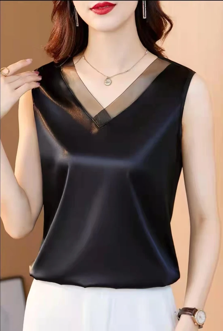 夏季新品时尚V领百搭外传西装内搭宽松小背心