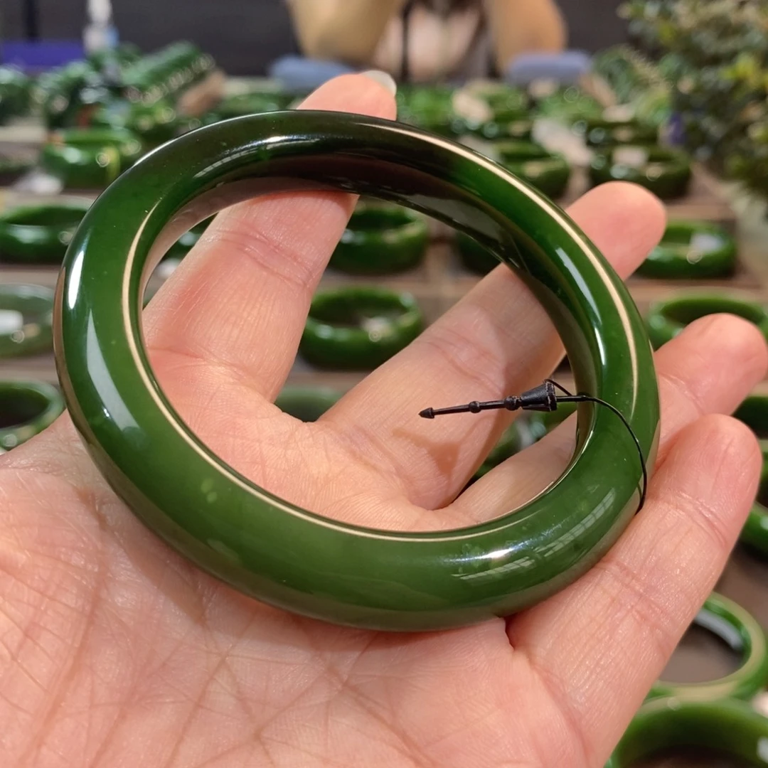 和田玉（碧玉）手镯未镶嵌