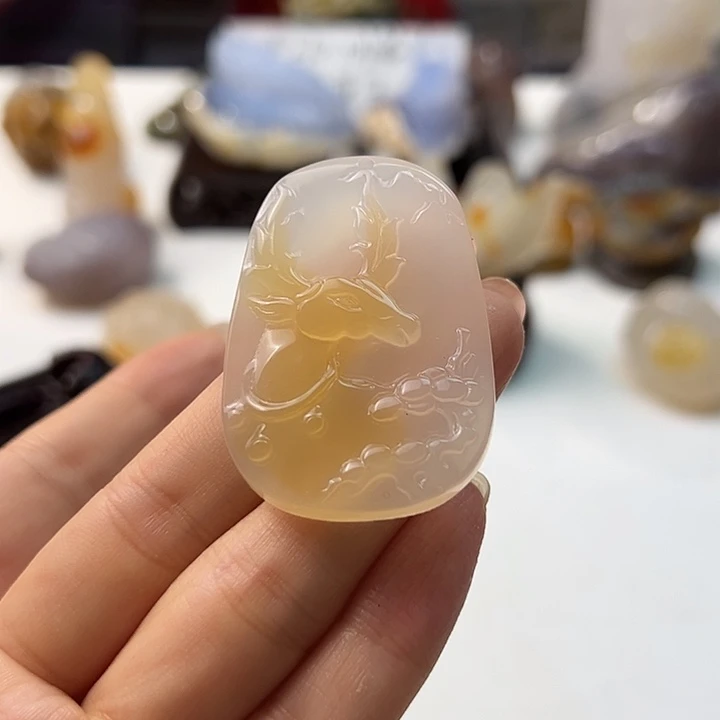 玛瑙/玉髓颈饰合金
