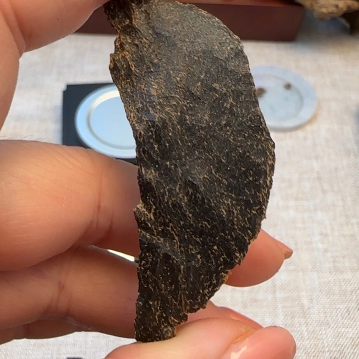 摆件沉香海南沉水包头1.1克