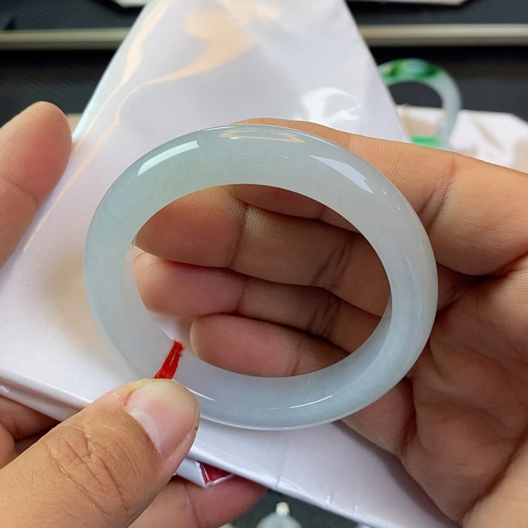 【闪购商品】未镶嵌手镯翡翠