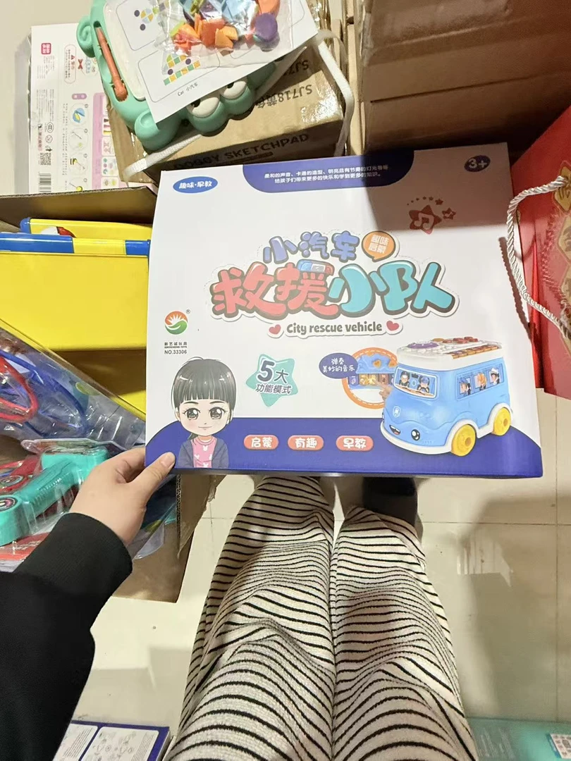 33306展示盒汽车救援小队随机发1