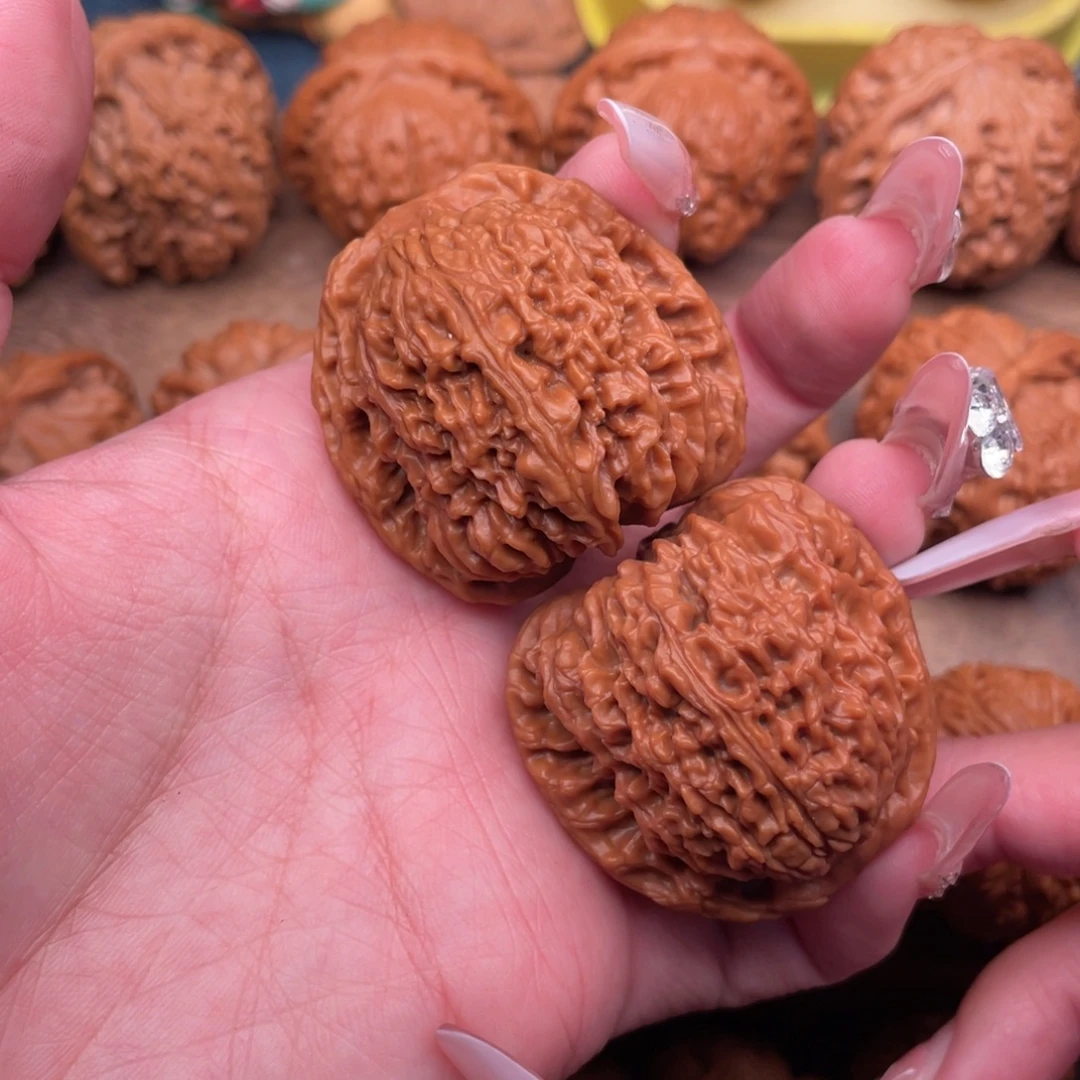 把件文玩核桃全品逐鹿拉丝纹南疆41