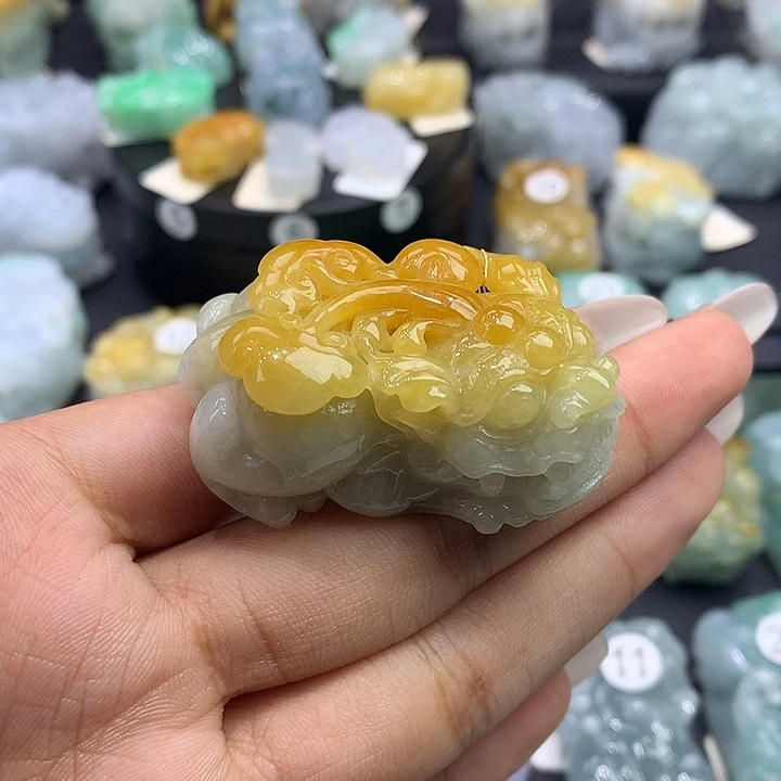 翡翠未镶嵌颈饰天然缅甸翡翠
