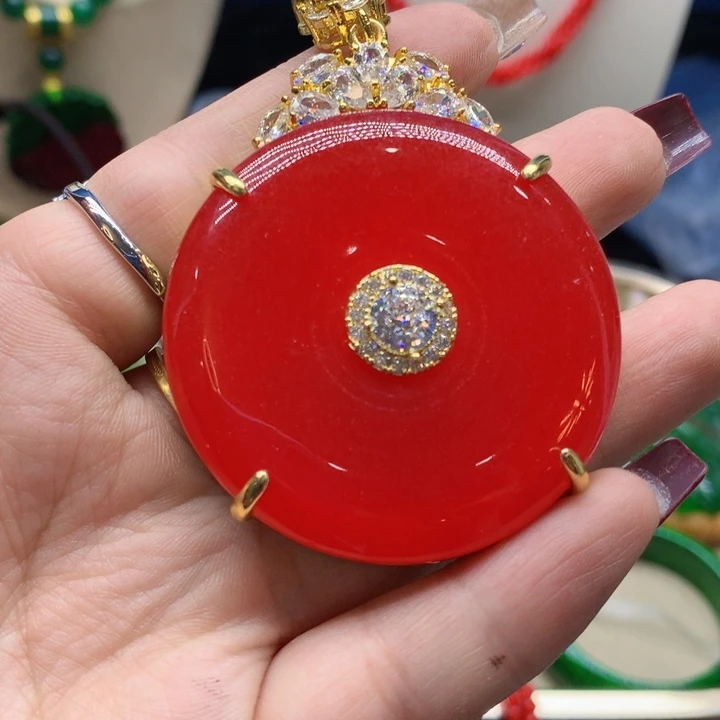 玛瑙/玉髓颈饰合金吊坠