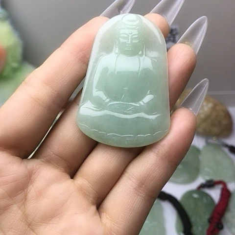 吊坠(赠链)未镶嵌翡翠