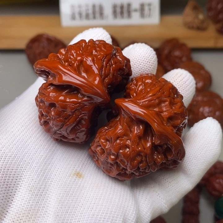 文玩核桃把件半壁