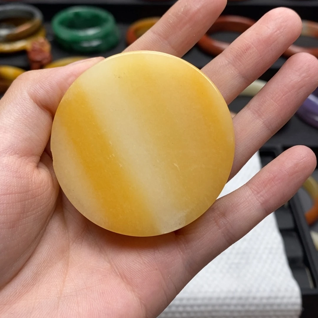 石英质玉（黄龙玉）手镯未镶嵌陈**静