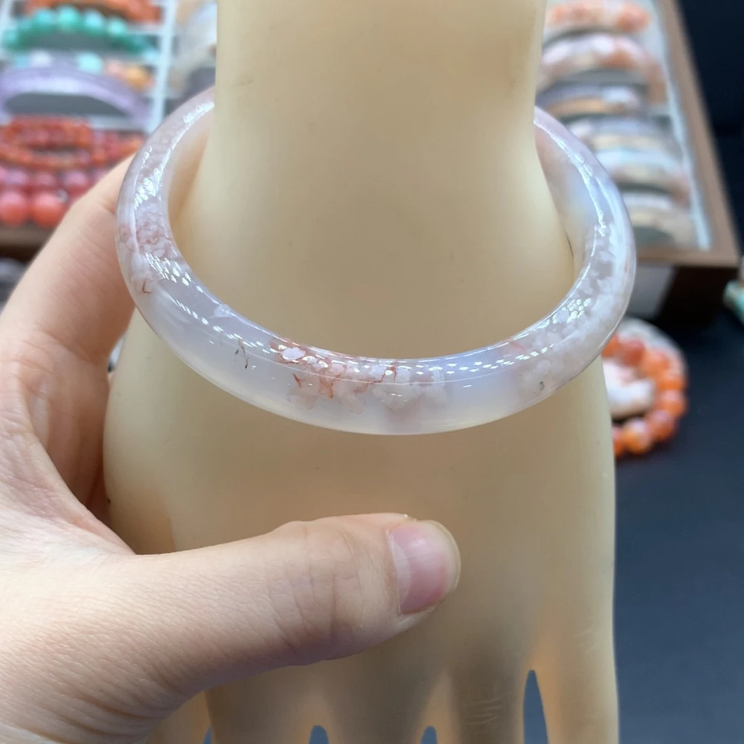 【闪购商品】玛瑙/玉髓手镯未镶嵌破*