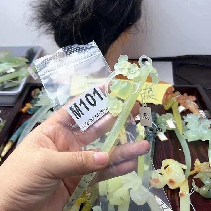 蛇纹石玉发饰合金佳*