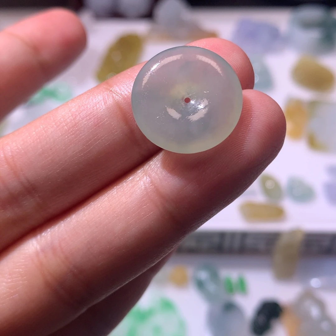 未镶嵌定制翡翠平安扣