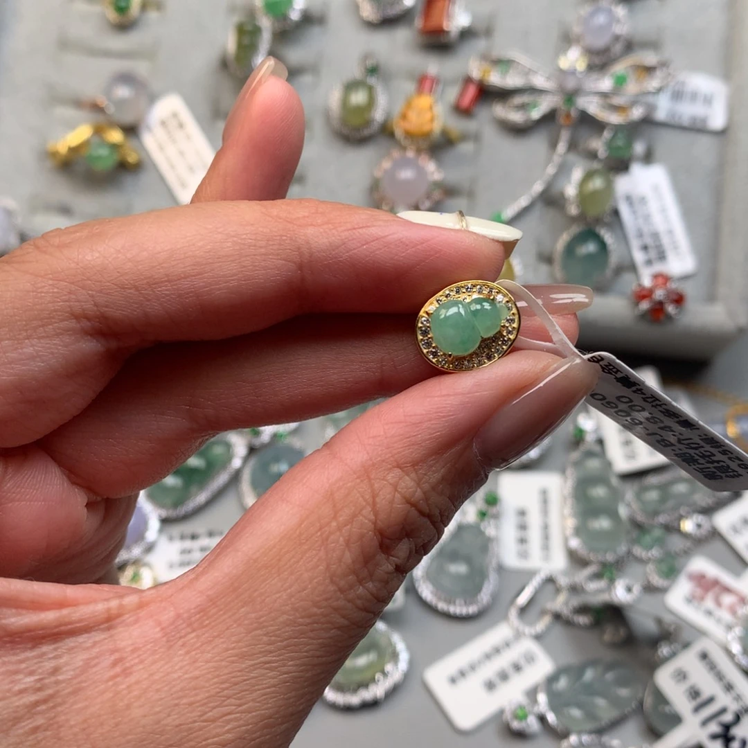 翡翠银S925镶嵌戒指吊坠