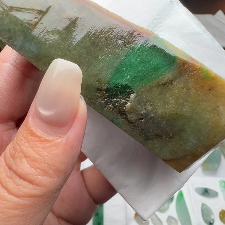 撸***何定制翡翠未镶嵌包工