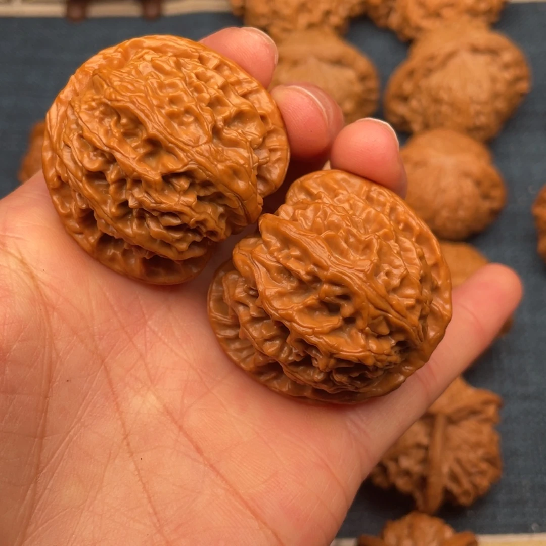 亥***猪文玩核桃把件39全品苹果