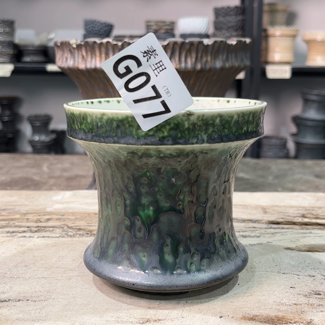 陶内口10.4高11瑕疵