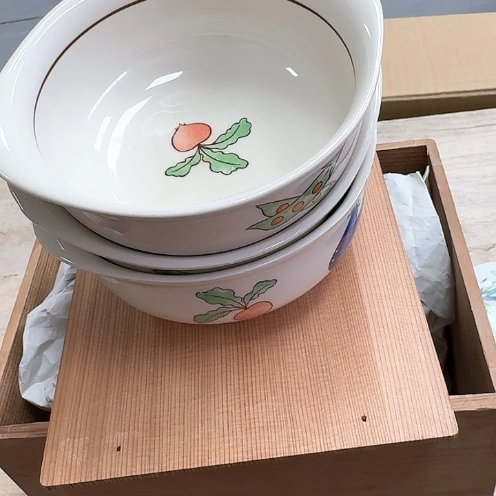 巧*力瓷器。 瓷器。  瓷器。