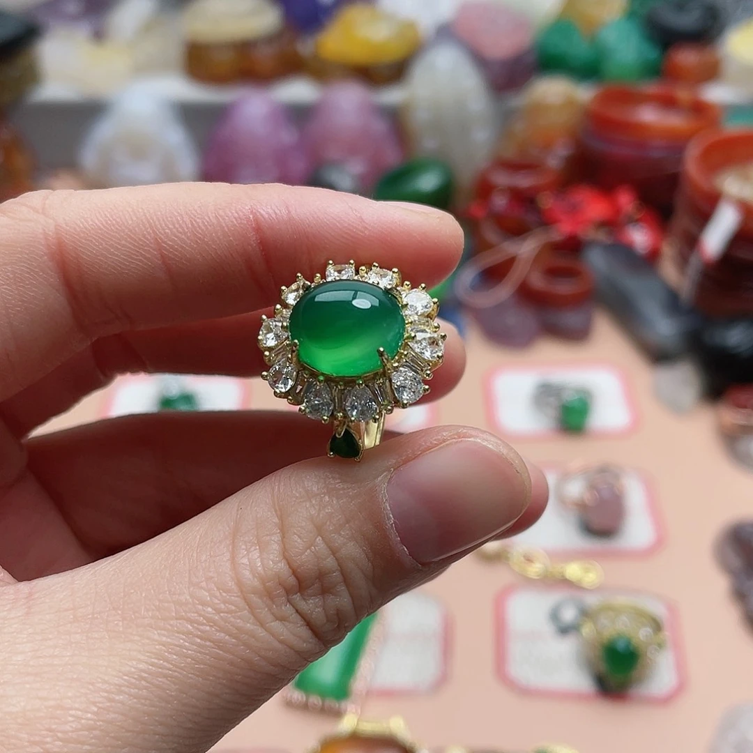 玛瑙/玉髓颈饰合金小****?