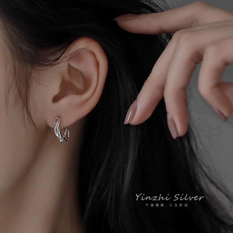 925银耳饰 环女2024新款爆款养耳洞耳钉小众设计素圈耳扣