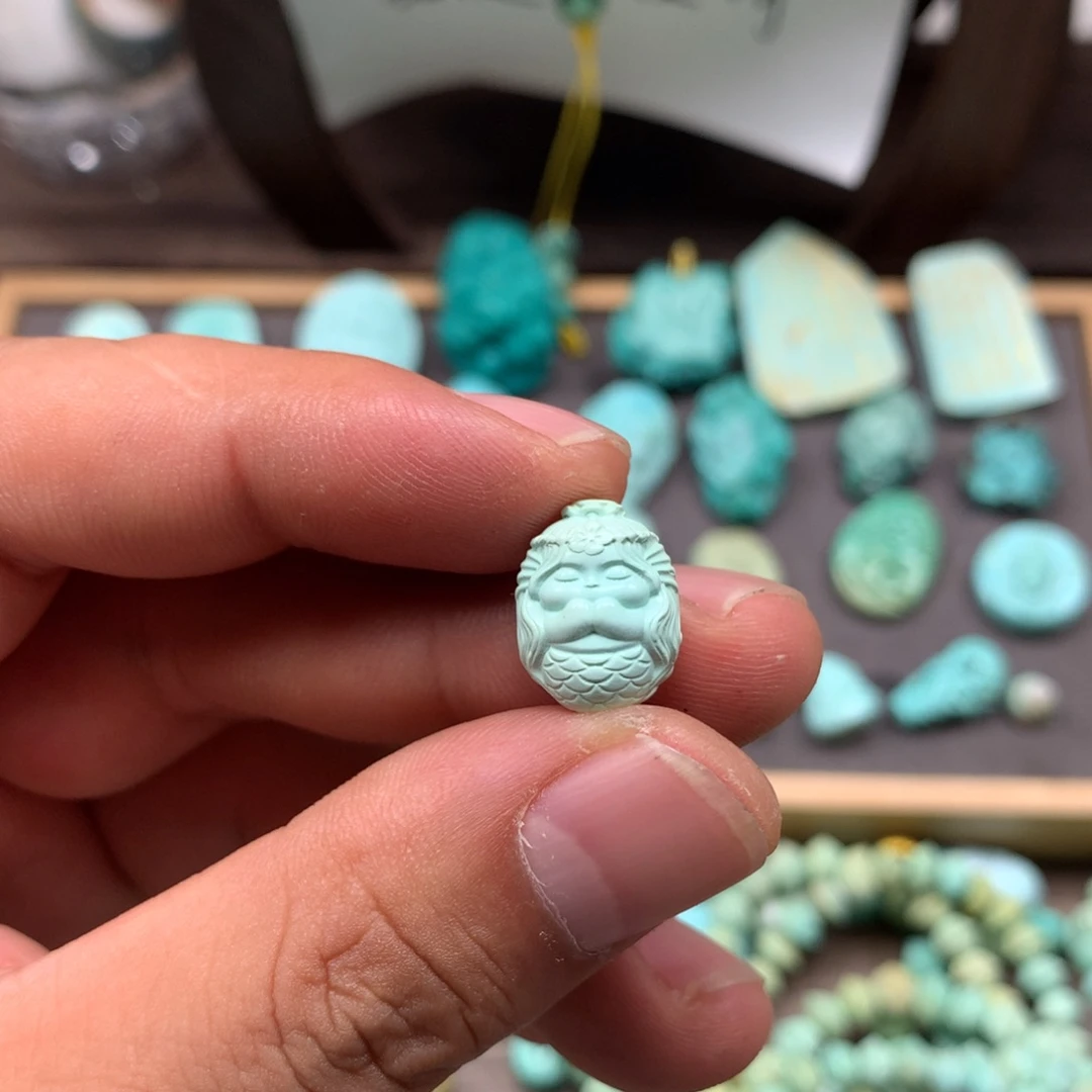 绿松石未镶嵌雕刻