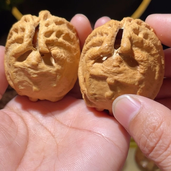 桃核把件鬼脸乾坤核