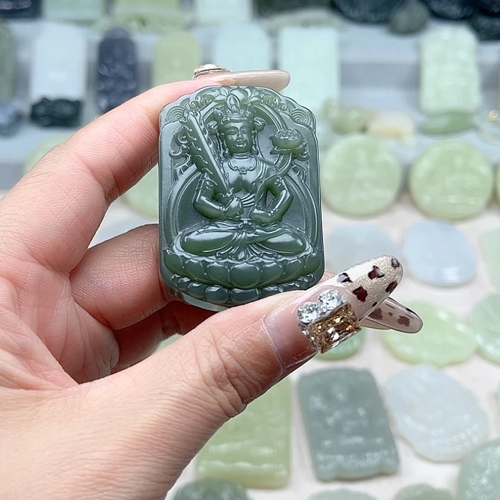 和田玉未镶嵌颈饰