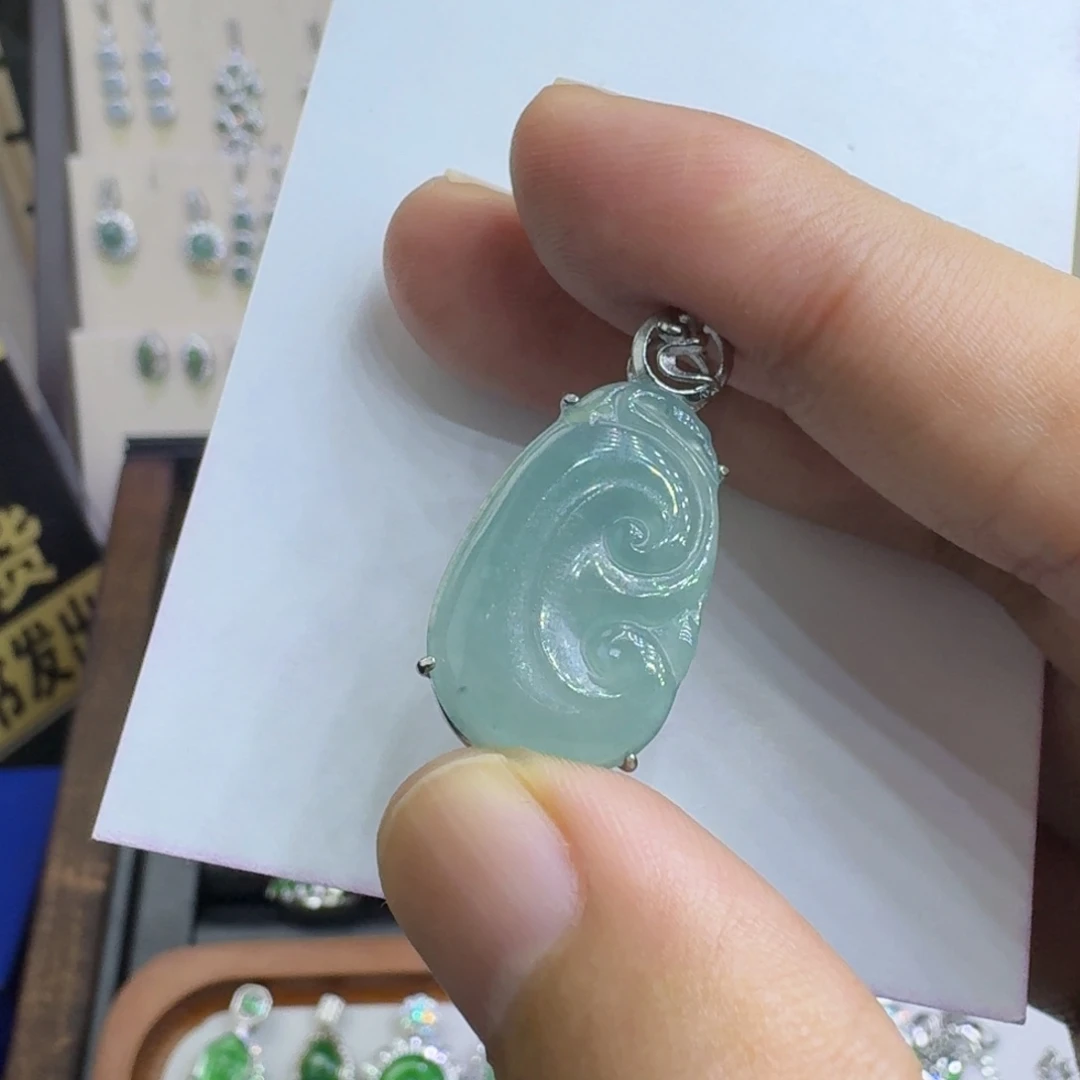 翡翠未镶嵌颈饰821