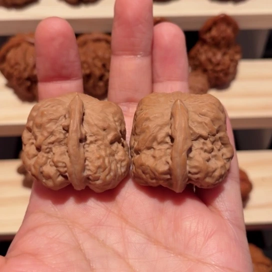 文玩核桃吊坠一帆风顺