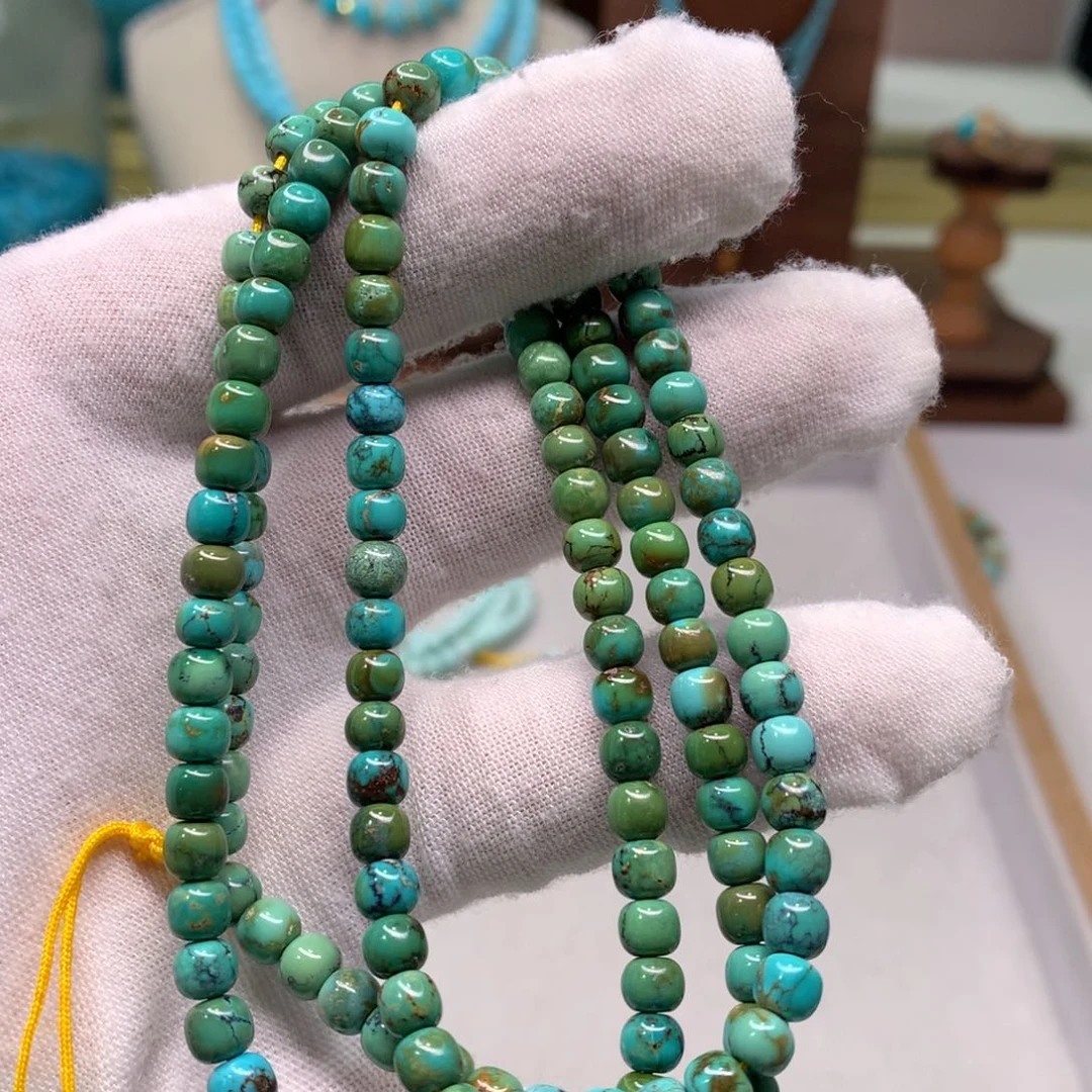 绿松石配饰未镶嵌