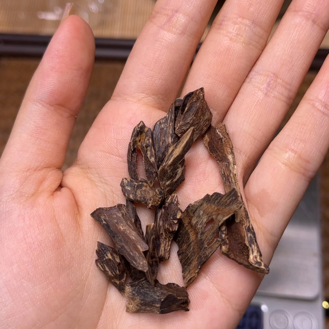 香榧木海南沉水老琼脂香3克重福利