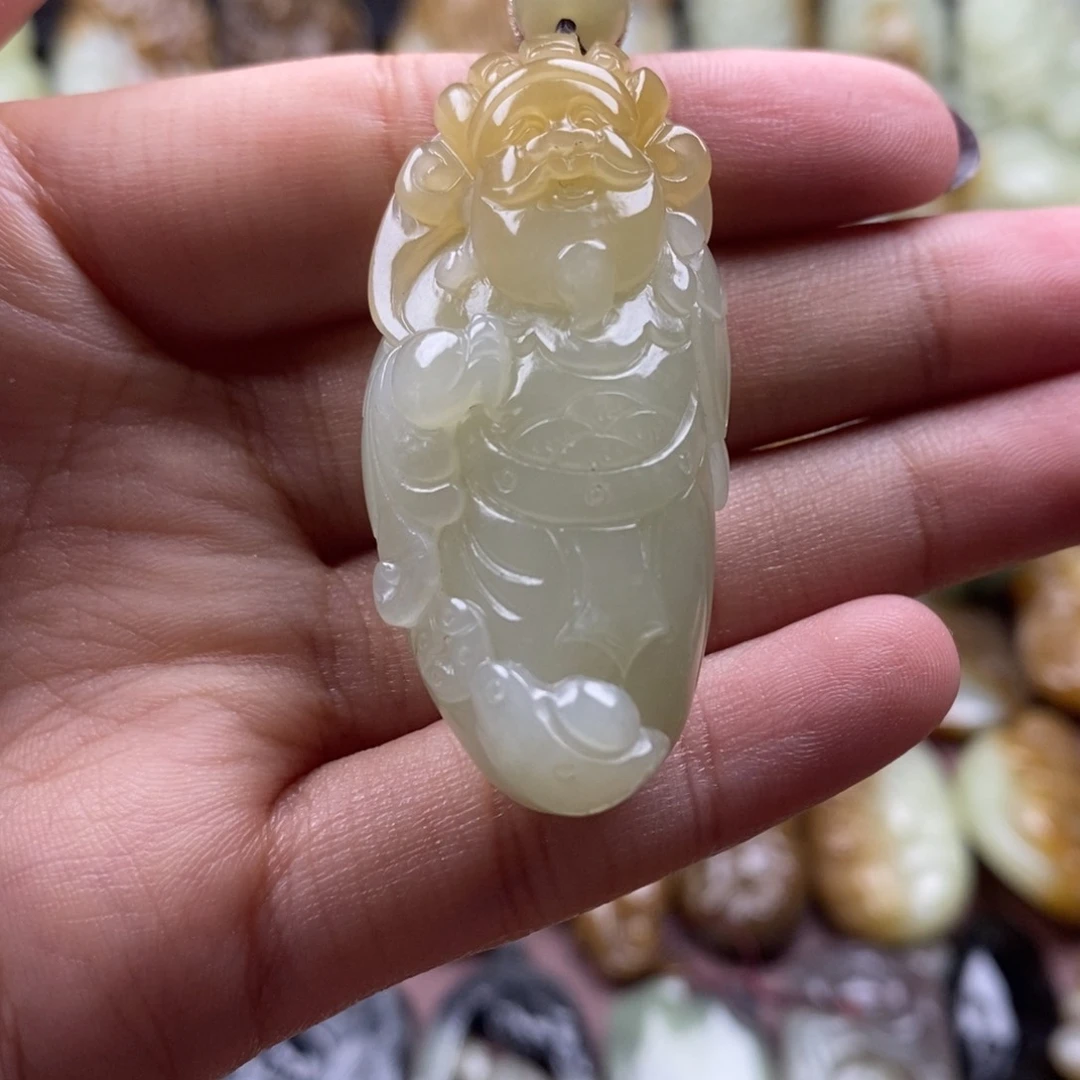 吊坠(不含链)未镶嵌和田玉（糖玉）