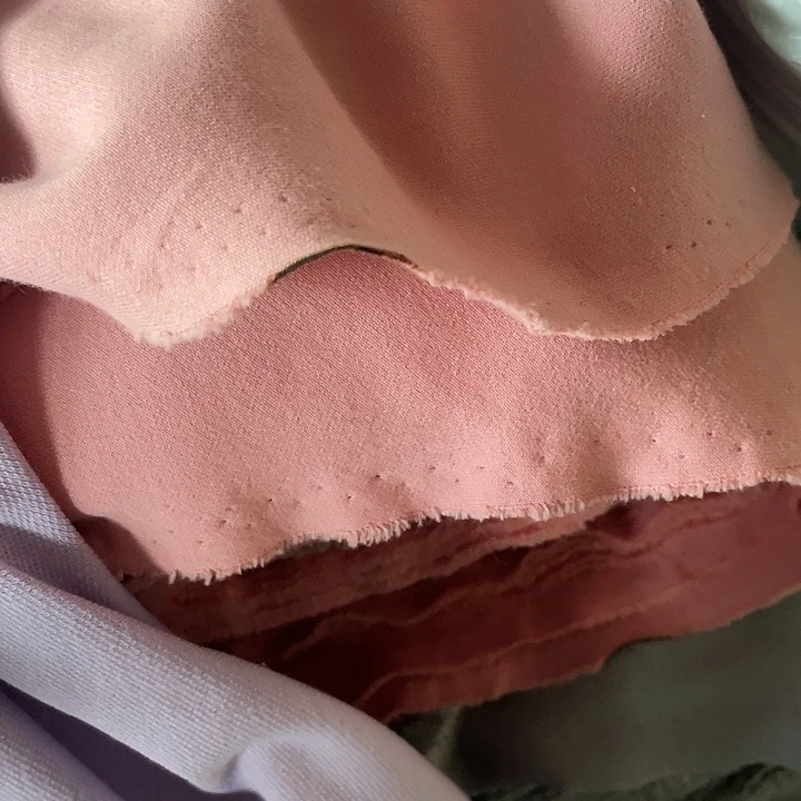 藕粉色棉拉架、幅宽1.8米、发3米、1037