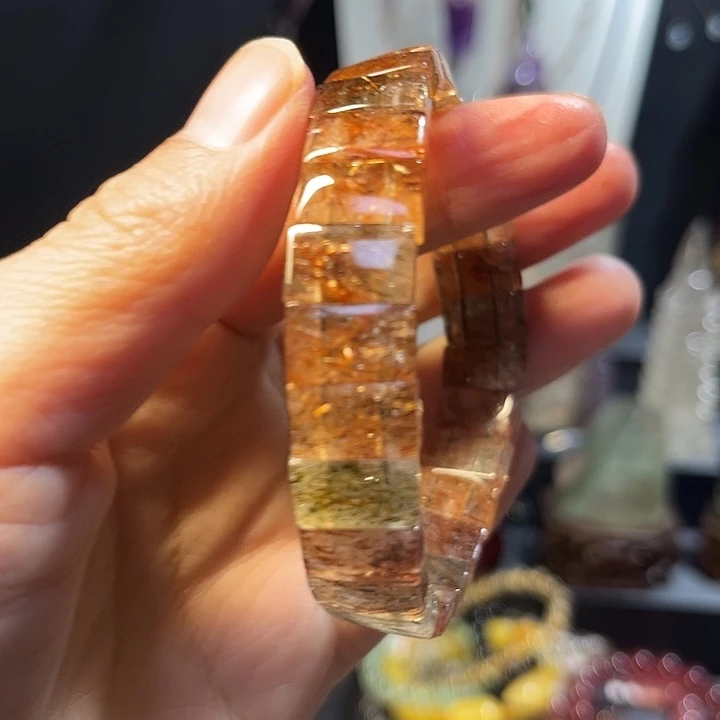 水晶手链未镶嵌黑金超手牌