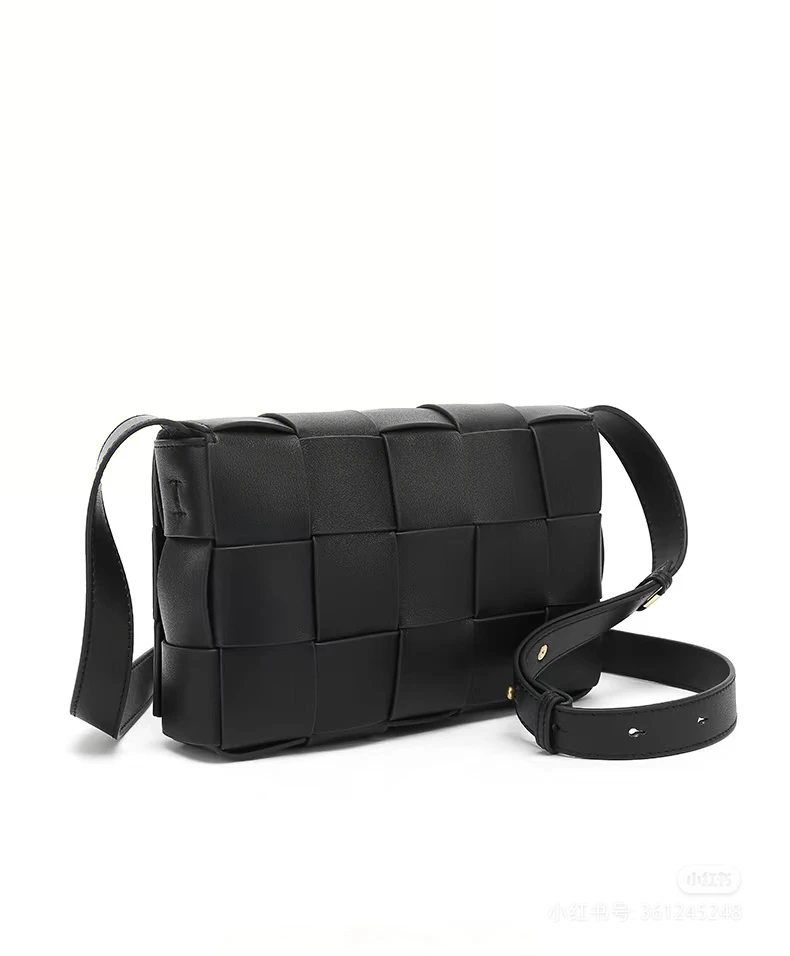 包盖编织纹单根扣式女士黑色格子斜挎包单肩