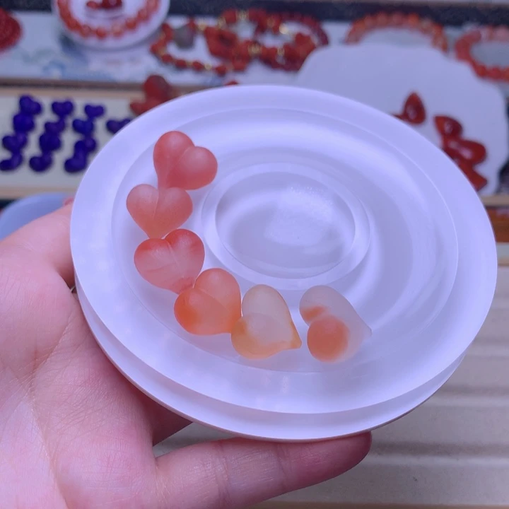 王***瑜南红玛瑙未镶嵌珠宝半成品92
