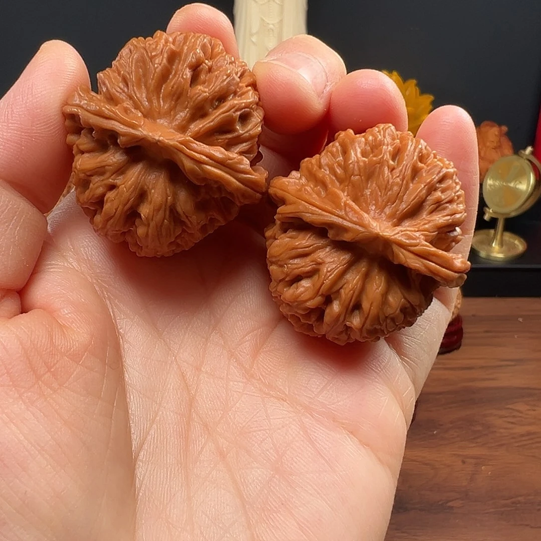 文玩核桃吊坠37全品荔枝纹