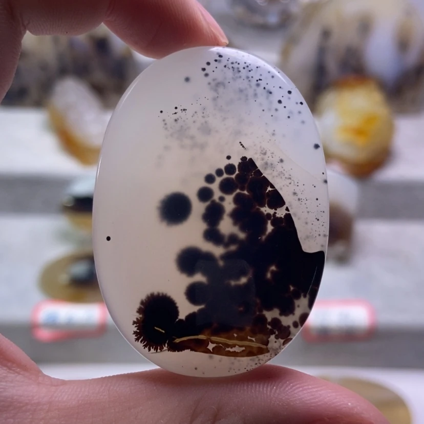 【闪购商品】未镶嵌玛瑙/玉髓珠宝奇石