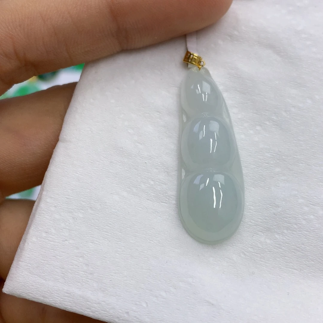 翡翠18K金镶嵌颈饰翡翠