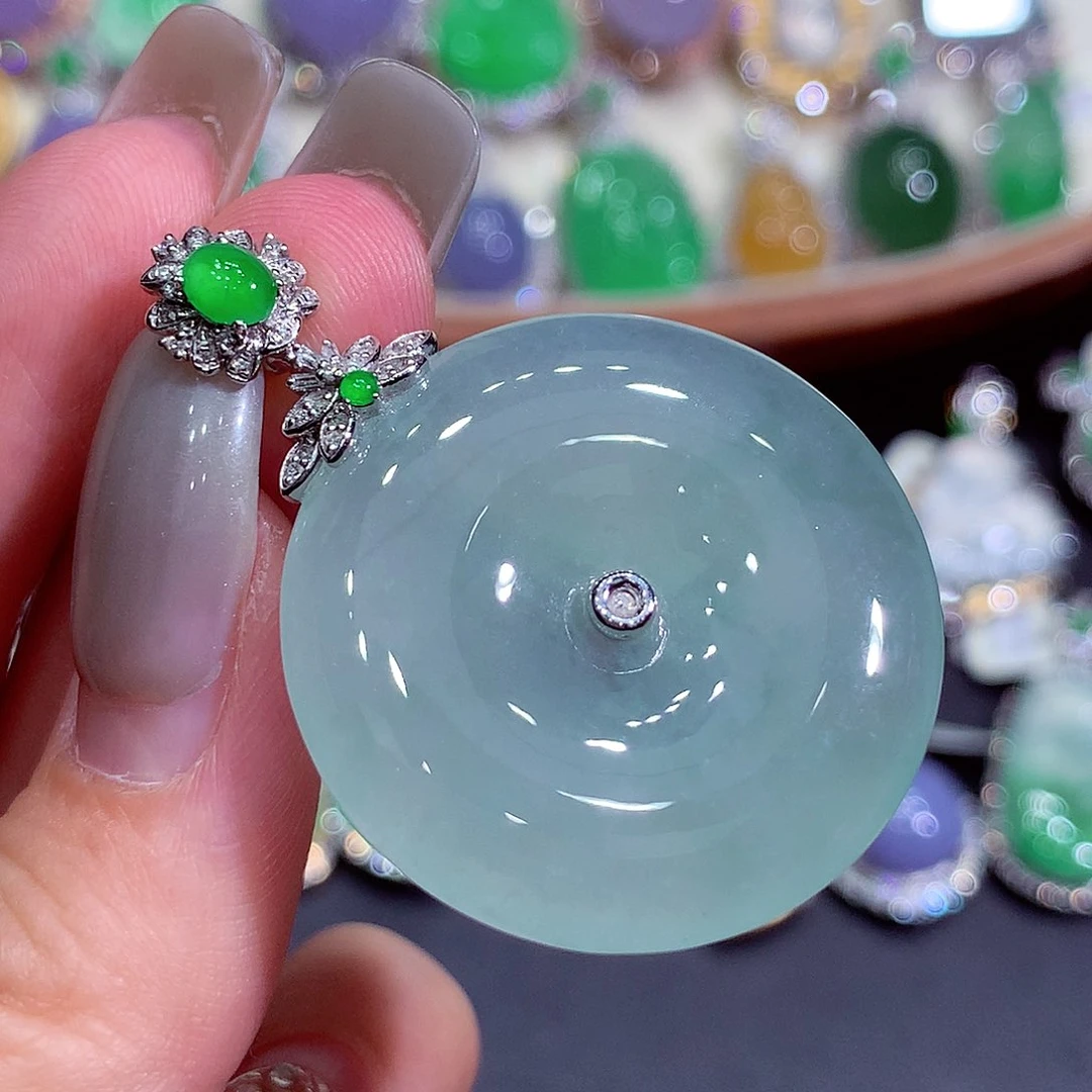 吊坠(不含链)18K金镶嵌翡翠