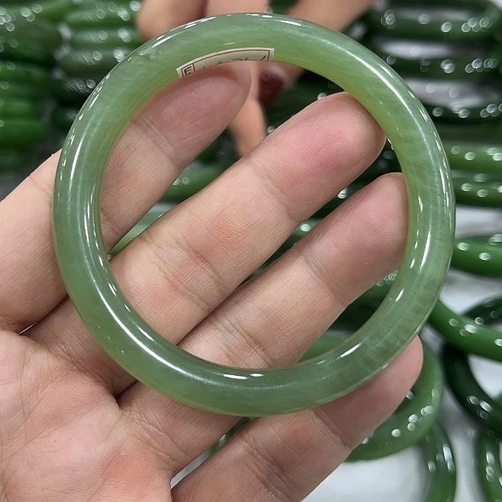 和田玉未镶嵌手镯56.8～0