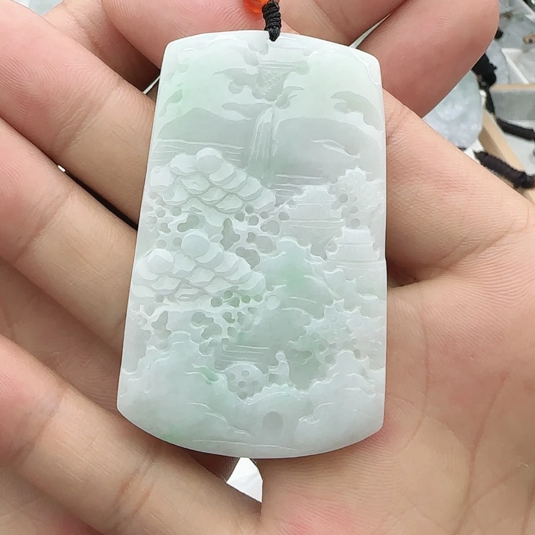 用***6翡翠未镶嵌颈饰翡翠