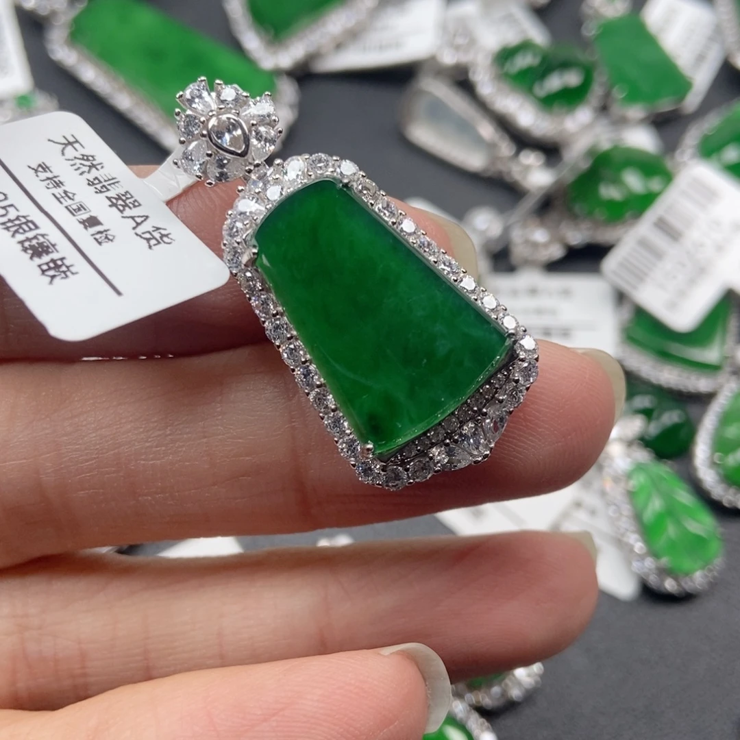 翡翠银S925镶嵌颈饰