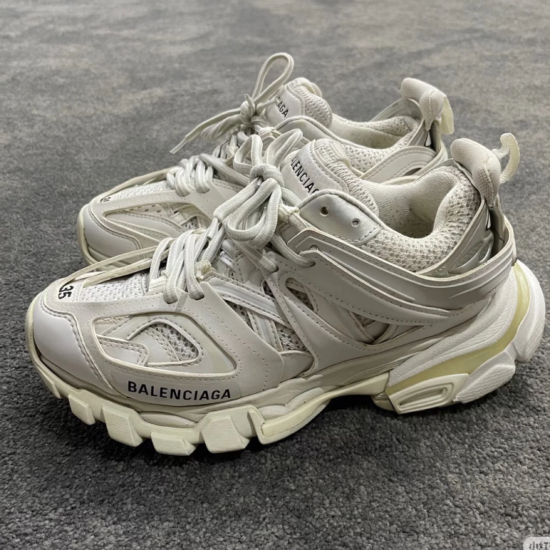 99新 AMIPARIS 款式:巴黎世家Track做旧老爹鞋 35码 4904