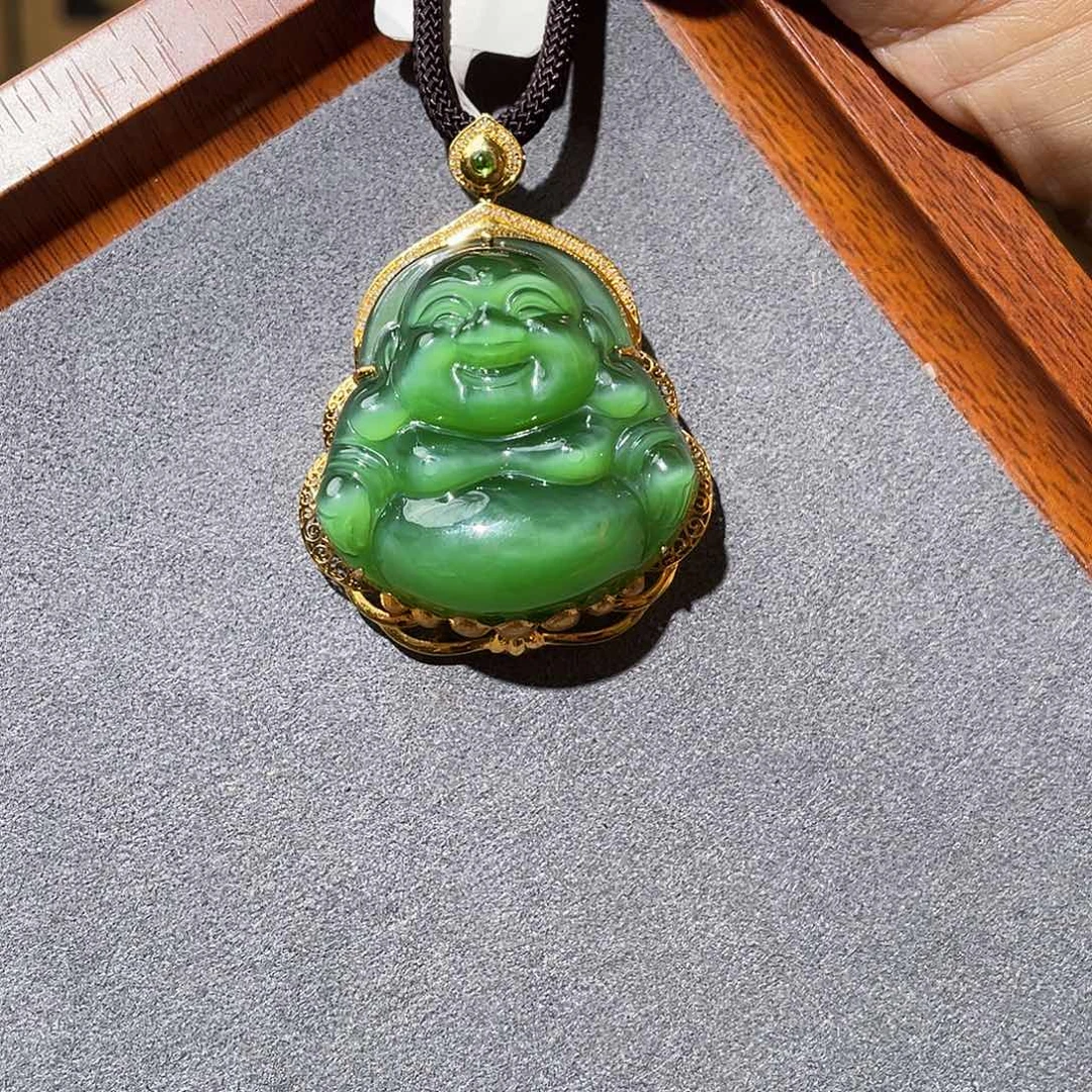 和田玉(碧玉)18K金镶嵌颈饰往**风碧玉佛公