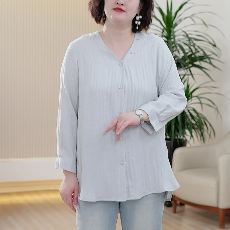 莱赛尔天丝亚麻V领T恤衬衫大码亲肤本布包扣侧开叉春季开衫外套女