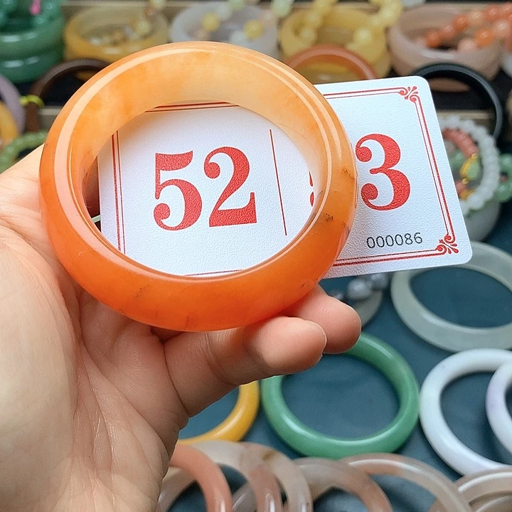 石英质玉（黄龙玉）未镶嵌手镯