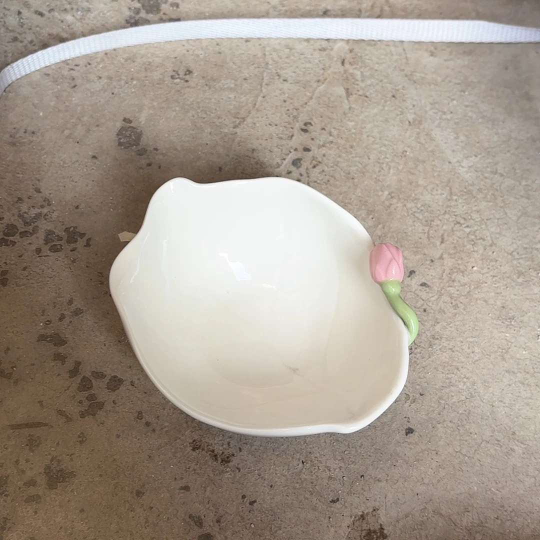 盘郁金香三个微瑕产品………