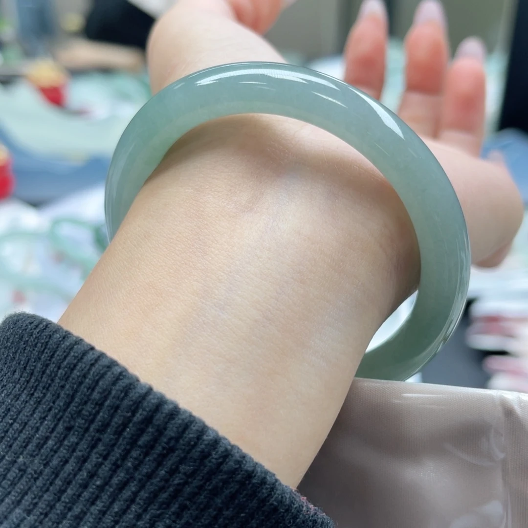 未镶嵌手镯翡翠翡翠55