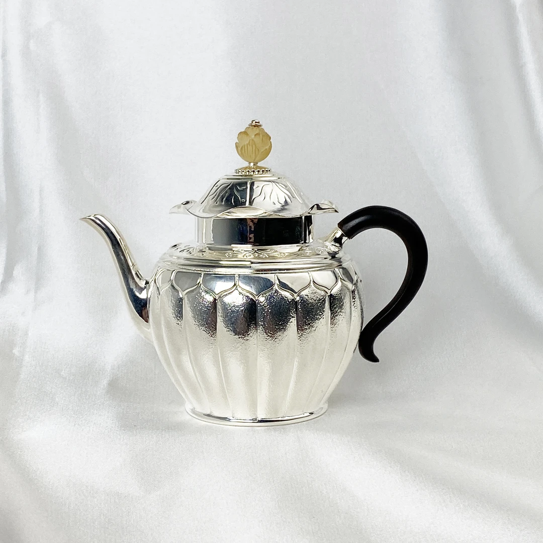 新品-手工锤纹花篮宫灯壶999